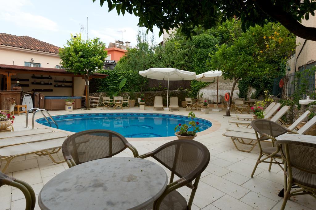 Paradise Hotel Parga Exterior foto